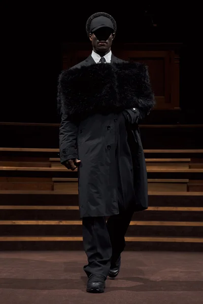 Look 38